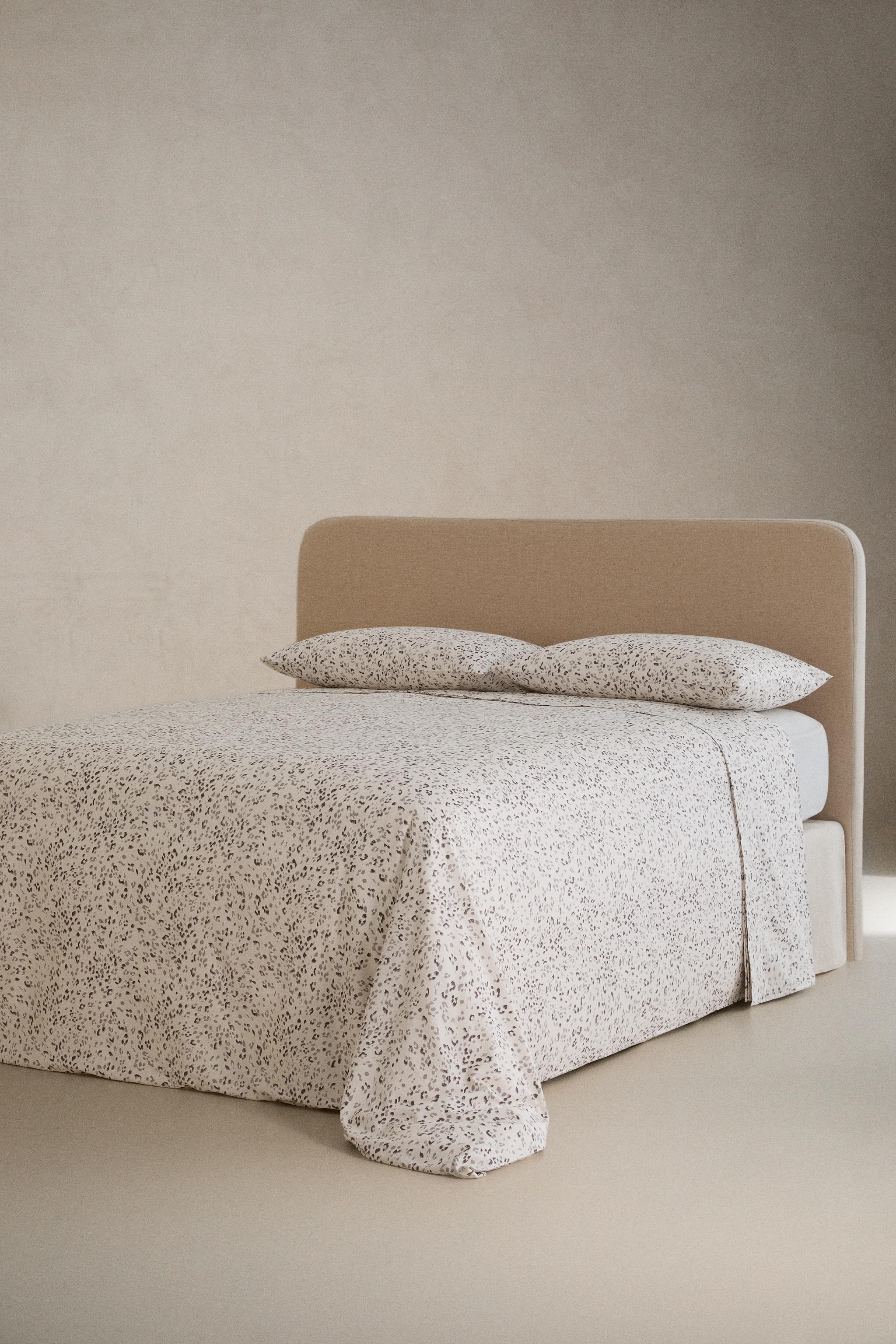 HOUSSE DE COUETTE À IMPRIMÉ ANIMAL SATIN (300 FILS)